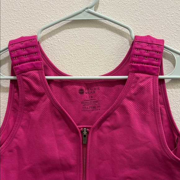 Prairie Wear Huggerprima post surgery compression & active recovery bra binder - Picture 6 of 8